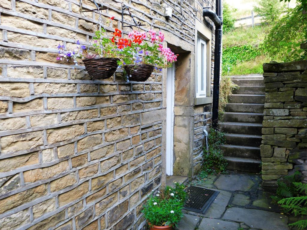 Wood End * Slaithwaite